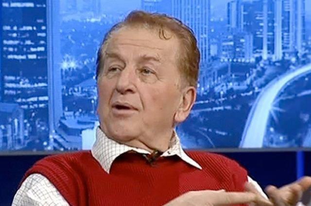 <p>Geçtiğimiz yıl hayatını kaybeden Atilla Arcan'ın gerçek soyadı Gürses'tir. Bir çok sanatçı gibi sahne ismi olarak kullanmış...</p>

<p>​</p>
