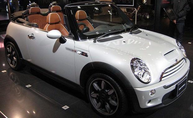 <p>Mini Cooper S Convertible</p>