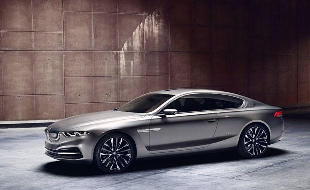 <p>Aracın etkileyici dış tasarımında BMW'nin klasikleşen çizgileri hakim olsa da, farklılık yaratan keskin hatlara sahip.</p>