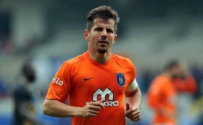 <p>Emre Belözoğlu - Medipol Başakşehir</p>
