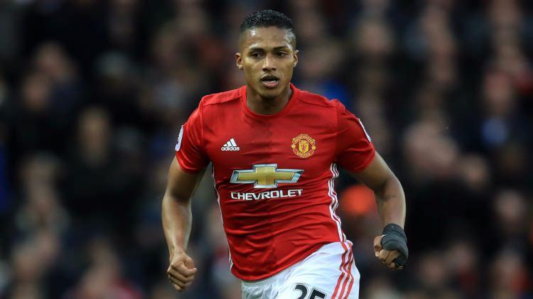 <p>Antonio Valencia (Manchester United)</p>
