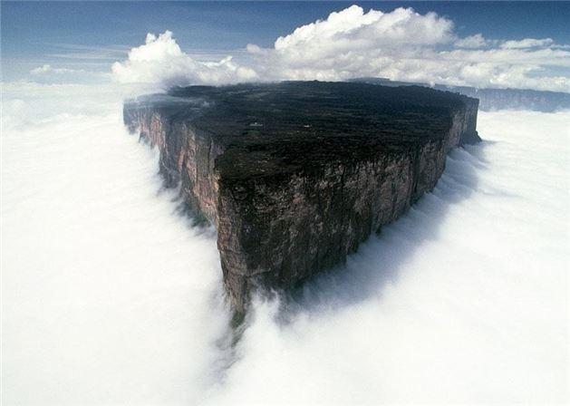 <p>Roraima Dağı, Venezuela</p>
