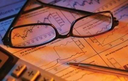 <p><strong>FİNANS EMEKLİLİK CIGNA'YA SATILDI</strong><br /><br />Finansbank, Amerikalı sağlık ve hayat sigortası şirketlerinden Cigna ile Finans Emeklilik şirketinin yüzde 51'inin satışı için ortaklık anlaşması imzaladı. Anlaşma ile Cigna, Finans Emeklilik'in yüzde 51 hissesi için 85 milyon Euro ödeyecek.</p>