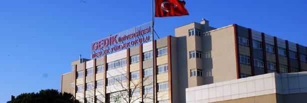 <p><strong>Gedik Üniversitesi:</strong><br />
Lisans programları: 18 bin 400 - 20 bin 800<br />
Meslek YOkulu: 14 bin 400</p>

<p> </p>
