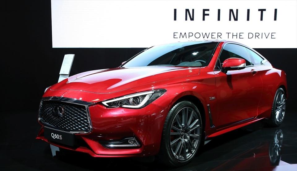 <p>Mazda Q60 S </p>
