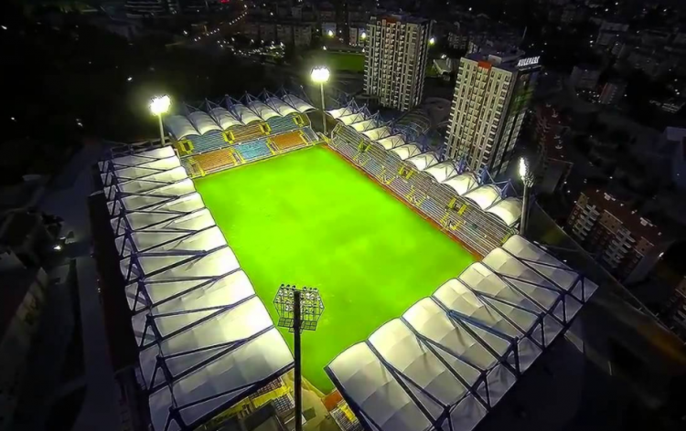<p>Karabükspor 5 bin 500</p>

<p> </p>
