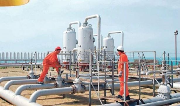 <p>Listede, TÜPRAŞ'ı 37 milyar 464 milyon liralık net satış geliriyle BOTAŞ,</p>