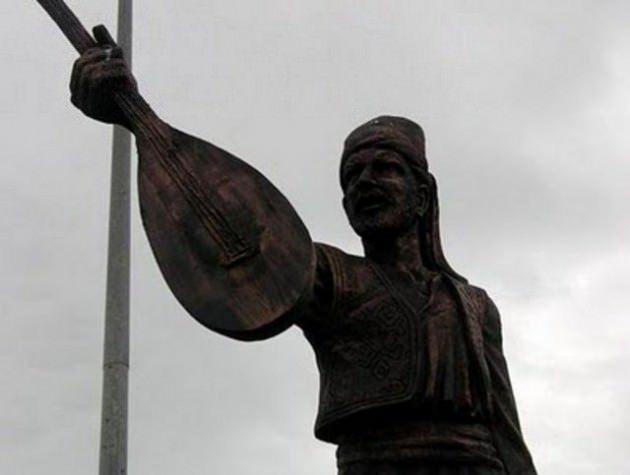 <p>Karacaoğlan, halk ozanı</p>
