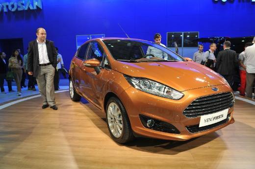 Ford Fiesta: 32 Bin 275 TL 