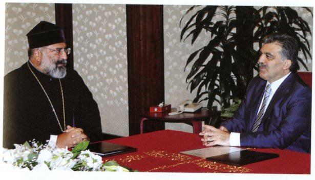 <p>Ermeni Patriği Mesrob Mutafyan ile. (Ankara-18 Ekim 2007)</p>
