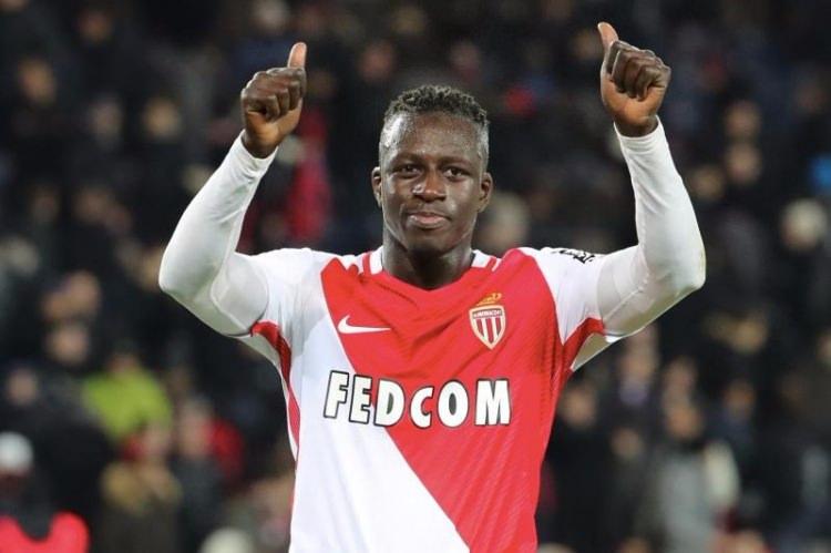 <p><strong>23-Benjamin Mendy</strong></p>
<p>Monaco - Manchester City</p>
<p>2017</p>
<p>58.2m€</p>