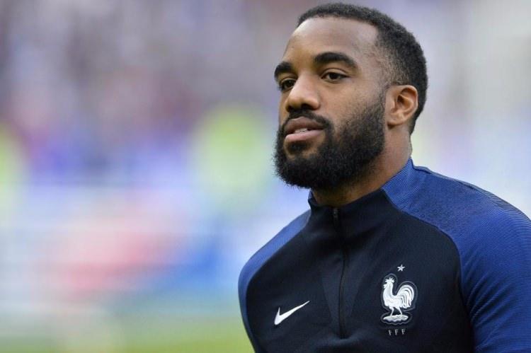 <p><strong>27-Alexandre Lacazette</strong></p>
<p>Lyon - Arsenal</p>
<p>2017</p>
<p>52.4m€</p>