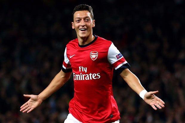 <p><strong>34- Mesut Ozil </strong></p>

<p>Real Madrid - Arsenal</p>

<p>2013</p>

<p>47m€</p>
