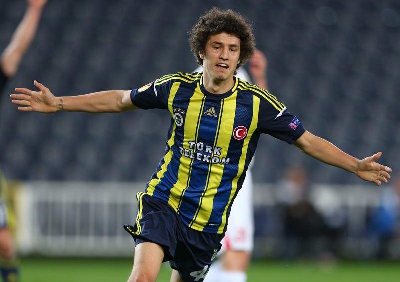 <p><strong>SALİH UÇAN</strong><br />
''10 numarayı elbette çok istiyorum, ama şu an için haketmiyorum çünkü bir Alex değilim."</p>
