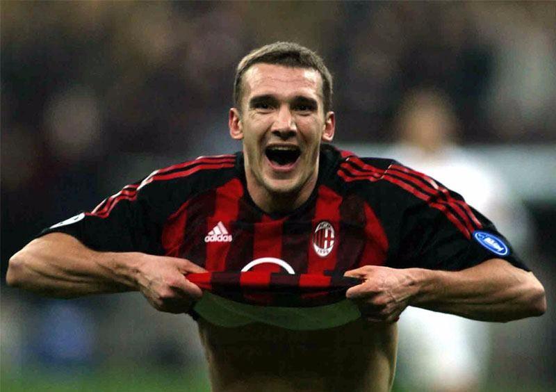 <p><strong>ANDRIY SHEVCHENKO</strong><br />
"Sokaklarda küçük çocukların, kırmızı siyah Milan formamı giydiği günleri çok özlüyorum."</p>
