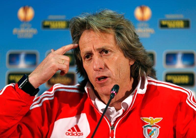 <p><strong>JORGE JESUS</strong><br />
''Uzatmalar hayallerimi yıktı, o yüzden uzatmalardan nefret ediyorum nefret. "</p>