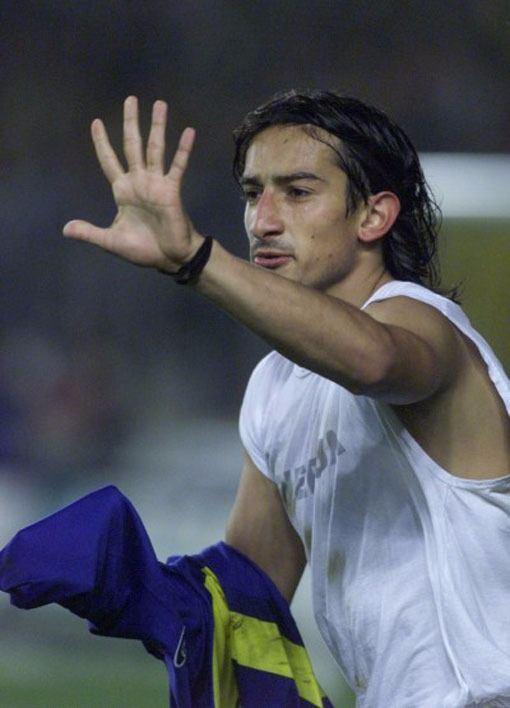 <p><strong>SERHAT AKIN</strong><br />
"Taraftarımız 3 istedi, attık. 5 istediler 6 attık. 10 istediler, zaman yetmedi."</p>