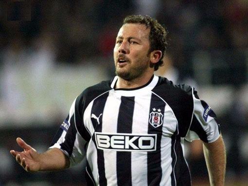 <p><strong>SERGEN YALÇIN</strong><br />
"Avrupa'ya gitmek öyle kolay değil. Bayern Münich beni alacaktı, adamlar beni bir araştırmışlar, almaktan vazgeçtiler."</p>