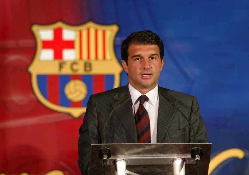<p><strong>JOAN LAPORTA</strong><br />
''Ronaldo'nun Messi'den üstün olabileceği tek yer bilgisayar oyunlarıdır; o da taraflı mühendisler sayesinde...''</p>