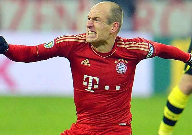 <p><strong>ARJEN ROBBEN</strong><br />
"Islıklanmak beni motive ediyor. çünkü bu, Şampiyonlar Ligi'nin acısının hâlâ geçmediğini gösteriyor."</p>
