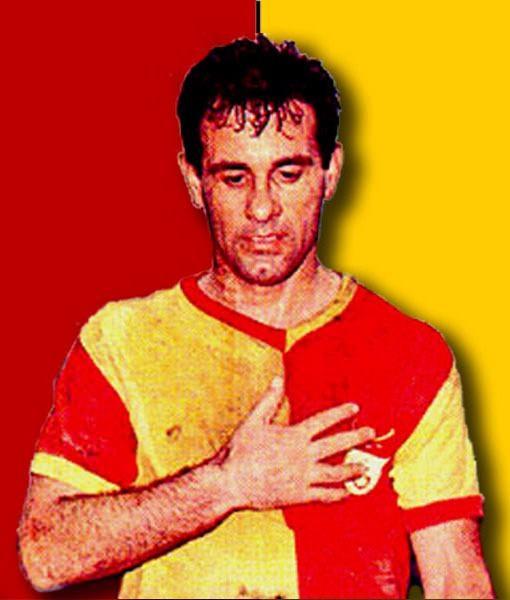 <p><strong>METİN OKTAY</strong><br />
"Bizi sevenleri üzmeyelim baba."</p>