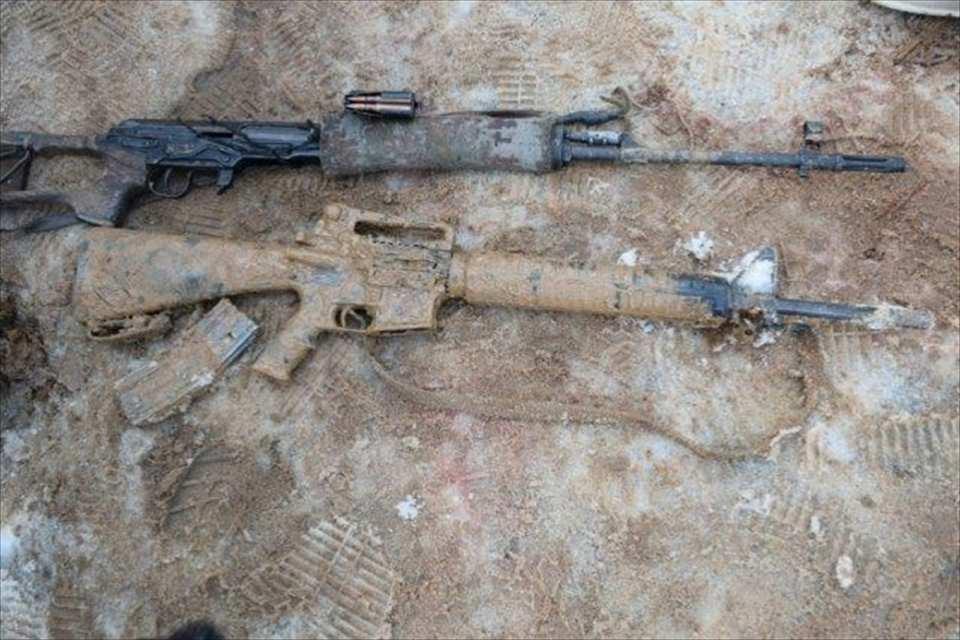 <p>Yağmalanan ve bombalı saldırılarda kullanılacağı değerlendirilen 9 aracın ele geçirildiği operasyonda, teröristlere ait 57 sığınak, 11 barınak ve 18 mevzi kullanılamaz hale getirildi, </p>