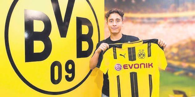 <p><strong>Emre Mor</strong><br />
Nordsjaelland > B. Dortmund</p>
