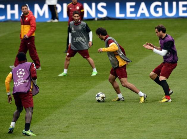 Galatasaray, Şampiyonlar Ligi çeyrek finalinde Real Madrid'le yapacağı mücadele için Bernabeu Stadı'nda son antrenmanına çıktı.