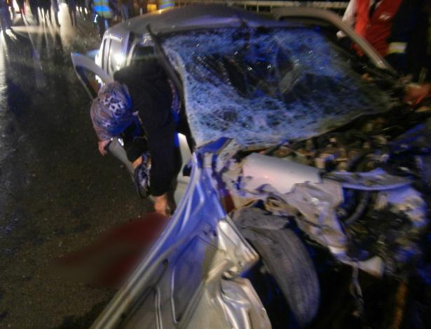 <p>Kaza, bugün saat 06.30 sıralarında, Akhisar- Manisa Karayolu Kayalıoğlu Mahallesi'nde meydana geldi.</p>
