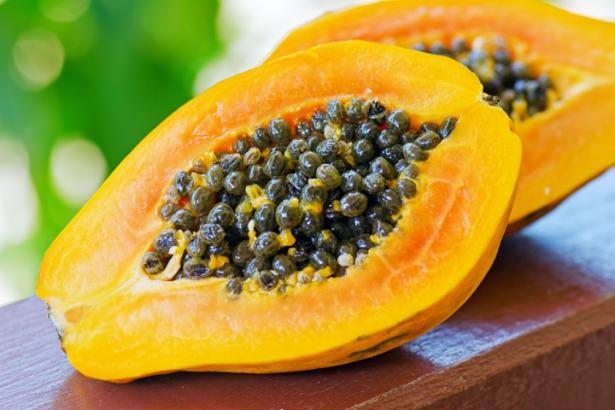 <p><strong>9- Papaya</strong><br />
Tropikal meyve olan papaya 185 miligram C vitamini içerir. Günlük ihtiyacın 2.5 katı.</p>

<p> </p>

<p> </p>
