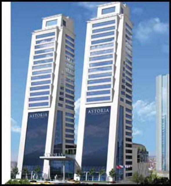 Astroia (Mecidiyeköy): 1 saat ücretsiz. 300 liralık alışveriş yapana 1-3 saat arası ücretsiz. 1-2 saat 8 TL, 2-3 saat 10 TL , 3-4 saat 12 TL