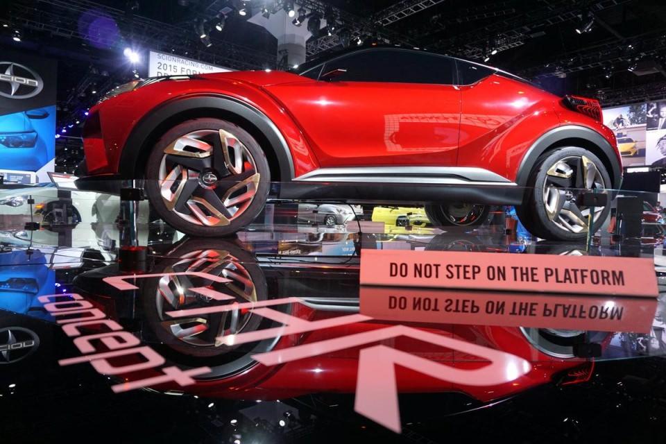 <p>Scion CH-R Concept </p>

