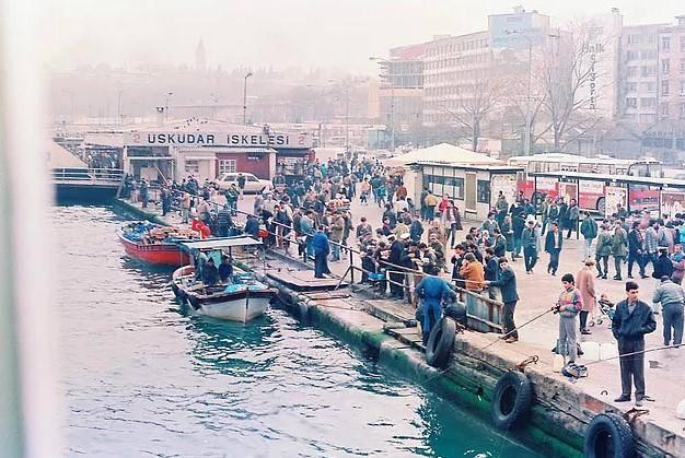 <p>Ülkemizin nüfusu da yaklaşık 62 milyondu.</p>
