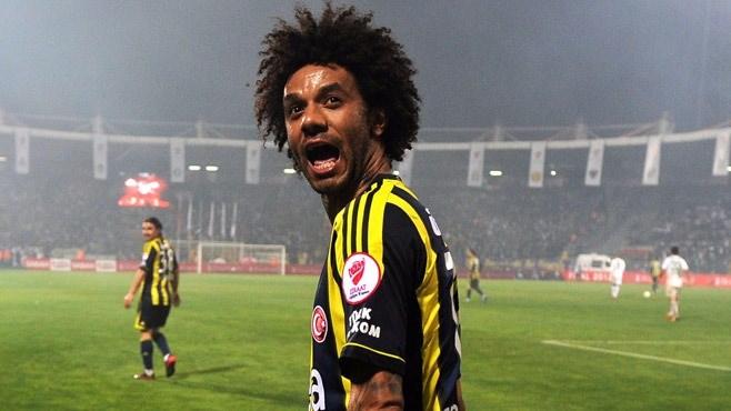 <p>15- Cristian Baroni (7milyon Euro) 2009 yılında Corinthians'tan 7 milyon Euro karşılığında transfer edildi.</p>
<p> </p>