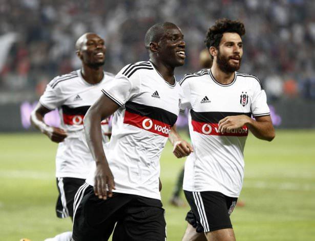 <p>Hugo Almeida 3 yil Beşiktaşta oynayip sadece 1 maçta hattrick yapti. Demba Ba 2. Resmi maçında hattrick yapmayı başardı</p>
<p> </p>