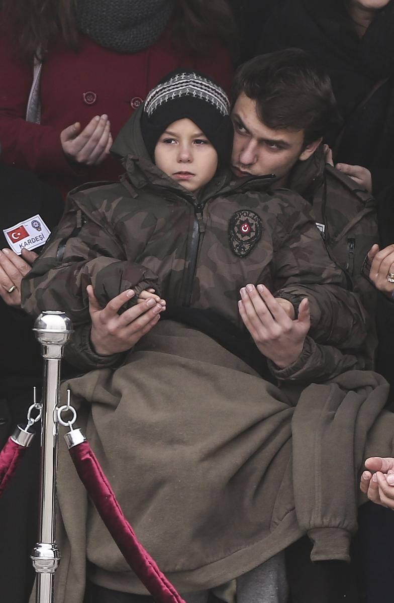 <div>Törenin ardından, şehit Güneş'in cenazesi son yolculuğuna uğurlanmak üzere memleketi Tokat'a gönderildi.</div>

<div> </div>
