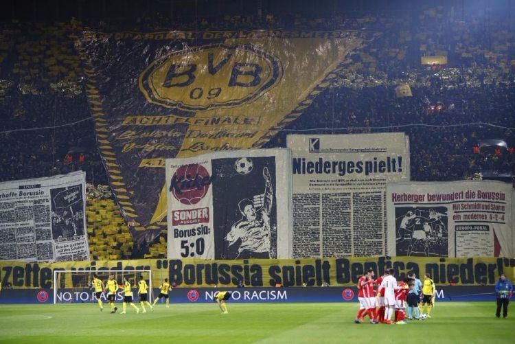 <p>Dortmund'un koreografisi<br />
"Yarın gazetelerde yine yazacak"</p>