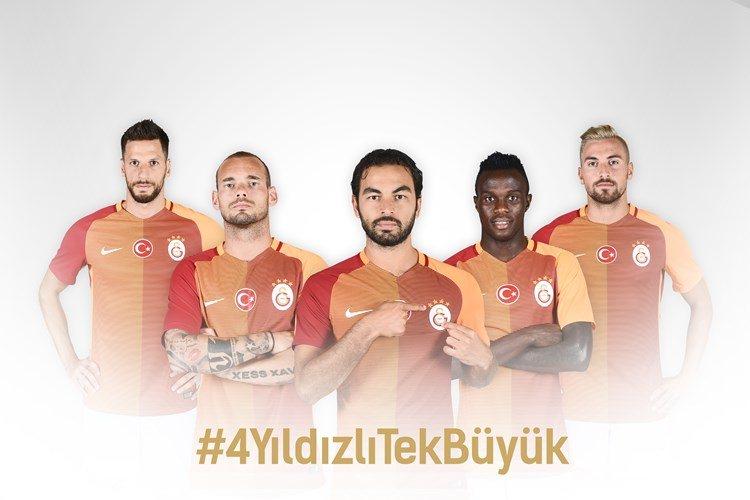 <p>Kit üzerinde en çok ihtiyaç duyulan bölgelere yerleştirilen lazer kesim havalandırma delikleri ve örgüler hava akışını artırıp oyuncunun vücut sıcaklığını düzenleyerek performansı artırmak üzere tasarlanmıştır. <br />
</p>