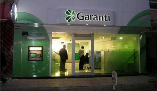 "Bayramlık Krediler!" Garanti Bankası'nın kampanyasında en düşük kredi tutarı olarak verilen 3.000TL için faiz oranı %0,89; vade süresi 9 ay ve dosya masrafı tutarı 9TL. Kampanya dahilindeki en yüksek tutar olan 50.000TL kredi için ise faiz oranı %1,22; vade süresi 37-60 ay opsiyonlu ve dosya masraf ücreti 249TL olarak belirlenmiş.
