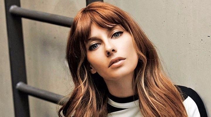 <p>TUBA ÜNSAL</p>
<p>"Uzun zamandır hissizleşen kalbim hiç bu kadar sıkışmamıştı. İnsanların en mutlu gününü kana bulayan sapıkça ruhlar bunlar. Bunlar müslümansa ben değilim, bunlar insansa ben insan da değilim"</p>