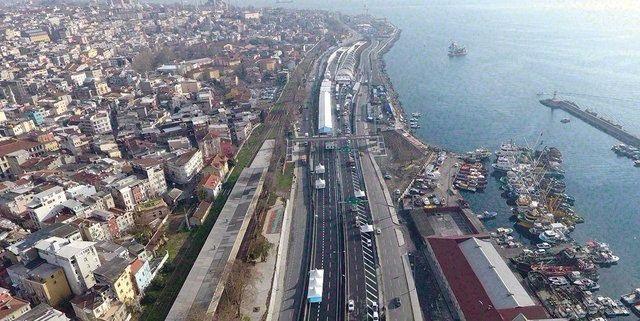 <p>İstanbullular, tüneli 21 Aralık saat 07.00’den itibaren kullanabilecek. </p>
<p> </p>