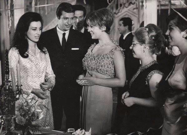 <p>Samanyolu filminde ise Didar karakterine hayat verdi. (Sağdan ikinci)</p>
<p> </p>