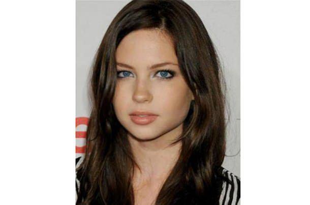 <p>Daveigh Chase<br />
Samara Morgan / The Ring</p>
