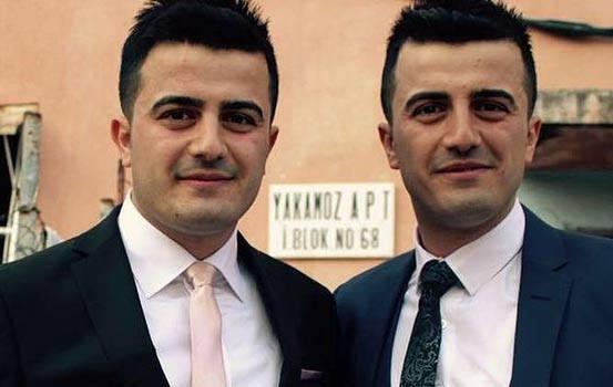<p>İkiz polisler</p>
<p>Ankara Gölbaşı'ndaki saldırıda hayata gözlerini yuman Ahmet ve Mehmet Oruç kardeşler</p>