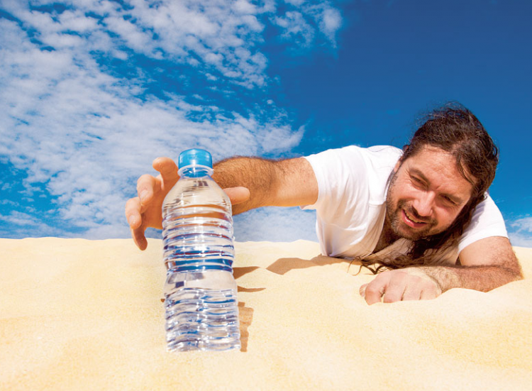 <p>Beslenme ve Diyet Uzmanı <strong>Ayça Güleryüz</strong>, yaz aylarında günlük olarak 10- 12 bardak su içmenin gerekli olduğunu söylüyor.</p>
