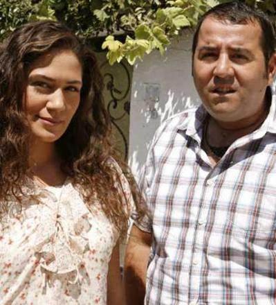 <p>Özge Borak, Ata Demirer </p>
