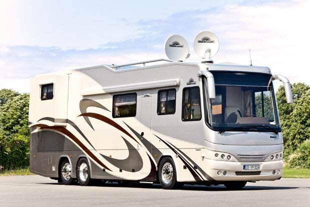 <p><strong>Süper karavan Vario Perfect </strong></p>

<p>Dünyayı bir karavanla gezmek niyetindeyseniz büyük düşünün. Alman yapımı Vario Perfect 1200 Platinum bagajında kendi mini garajı bile bulunan süper lüks bir model.</p>
