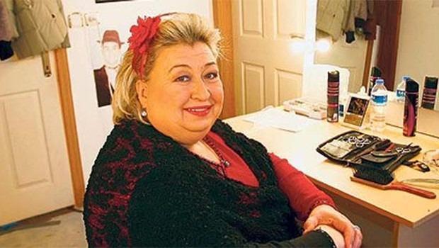 <p>Ameliyata 126 kiloyla giren Demir, 8.5 ayda 39 kilo vererek 87 kiloya düştü. </p>