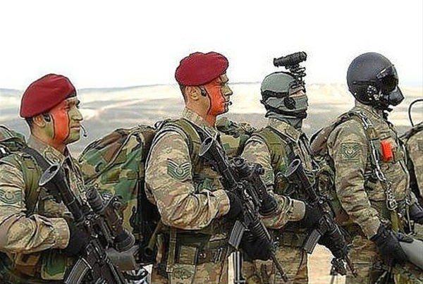 <p>Ülkemizin gururu ''Bordo Bereliler''</p>
