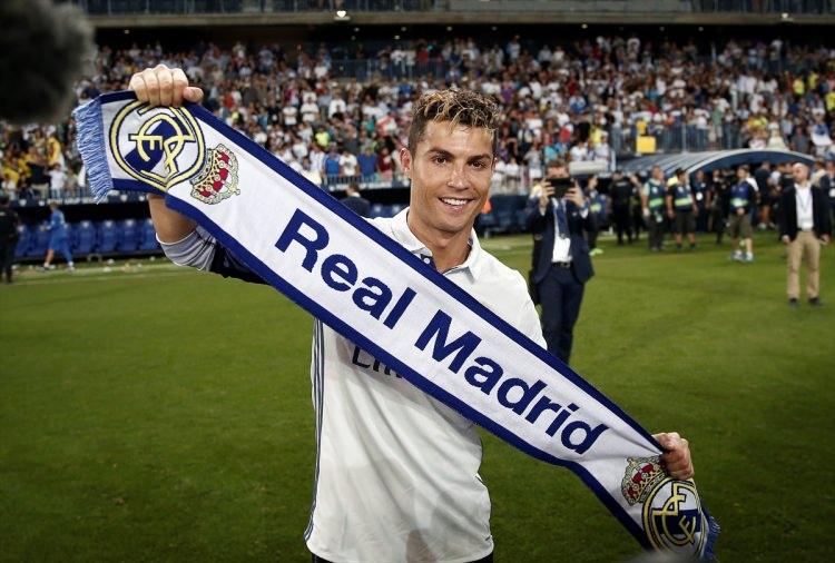 <p>İngiliz ekibi Bolton Wanderers ise Cristiano Ronaldo’nun transferi için oyuncuyla görüşme yapılmadığını twitter’dan doğruladı.</p>
